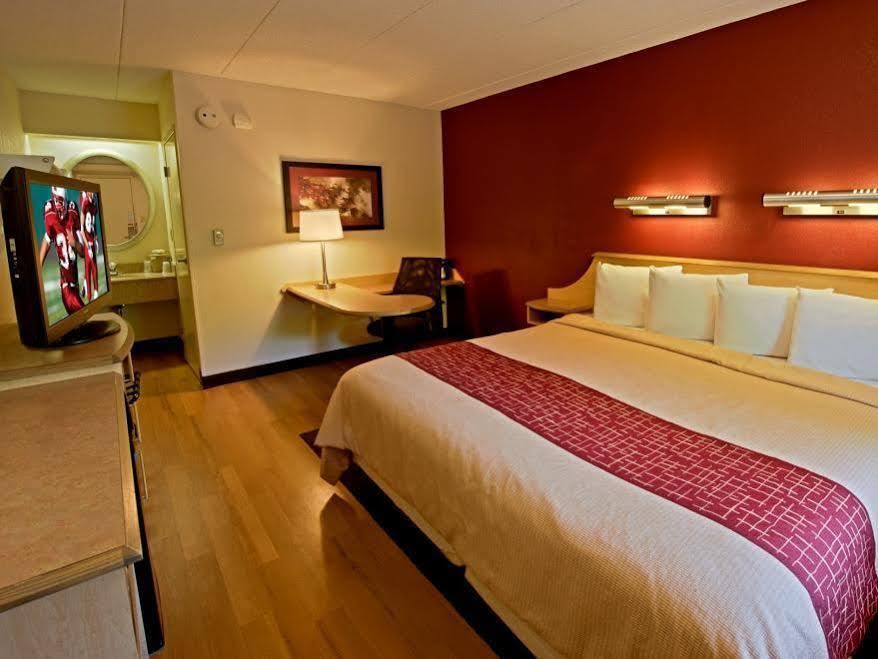 Red Roof Inn Акрон Екстер'єр фото